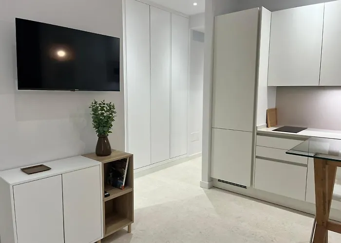 Plaza Del Charco I *